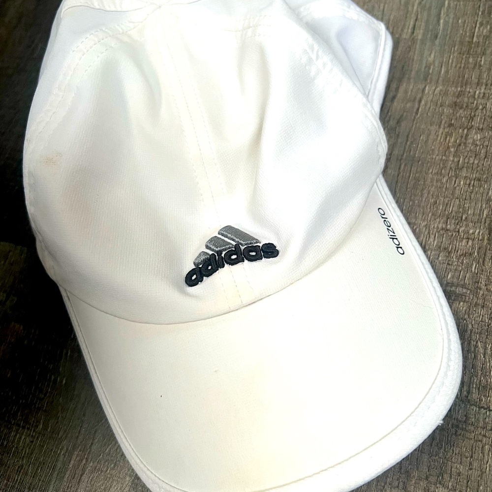 Adidas Adizero adjustable hat